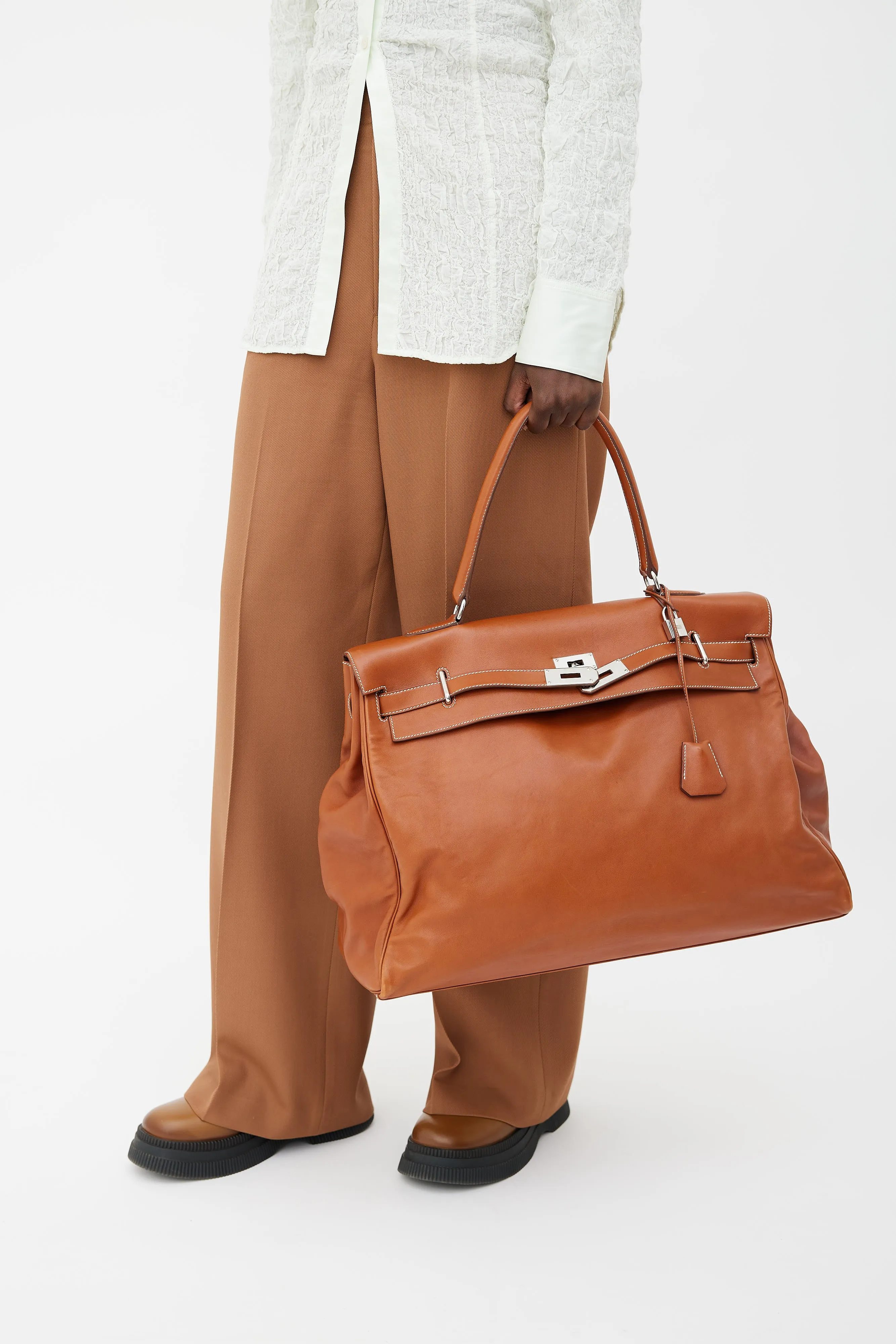 2010 Brown Leather Kelly Relax Travel Bag