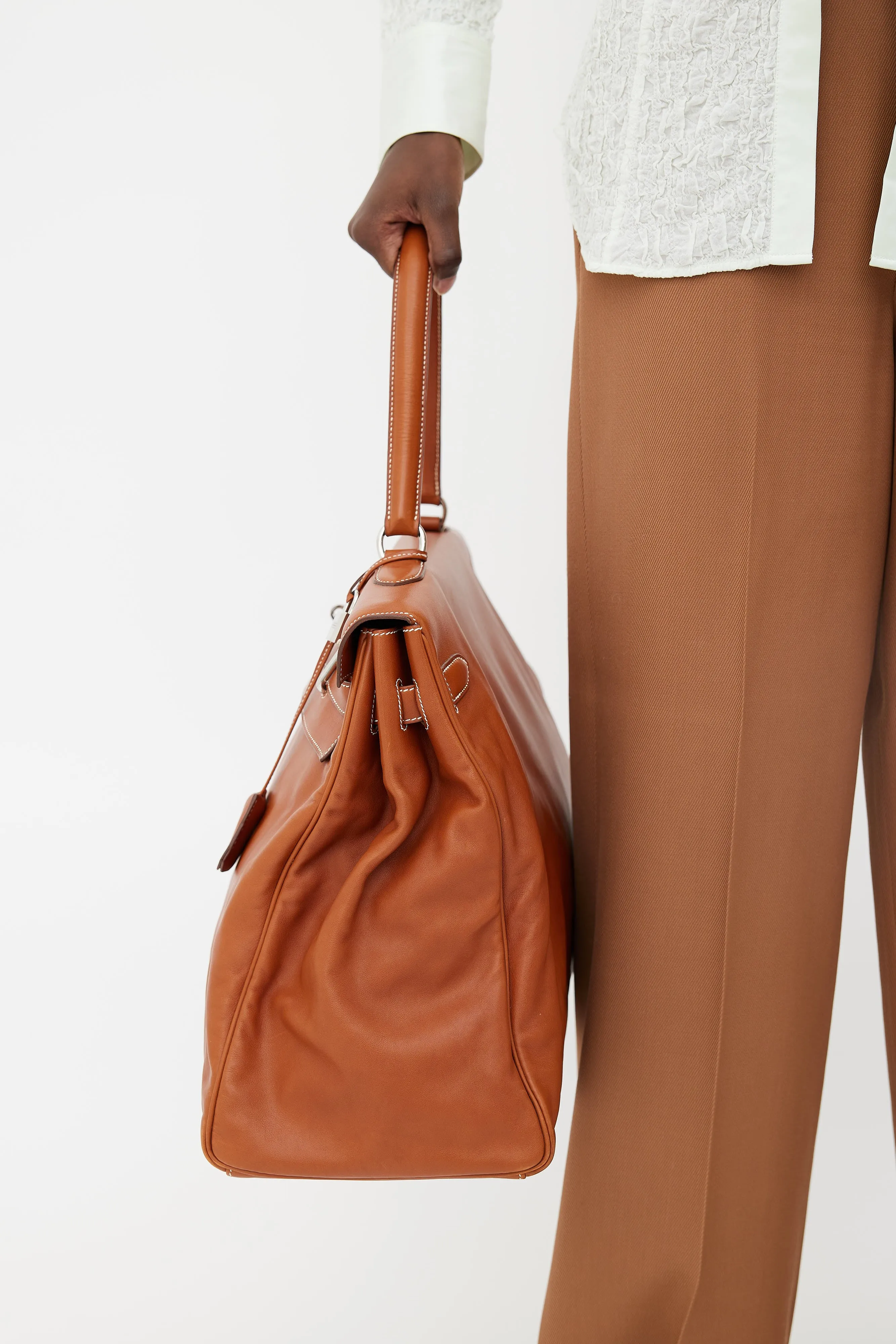 2010 Brown Leather Kelly Relax Travel Bag
