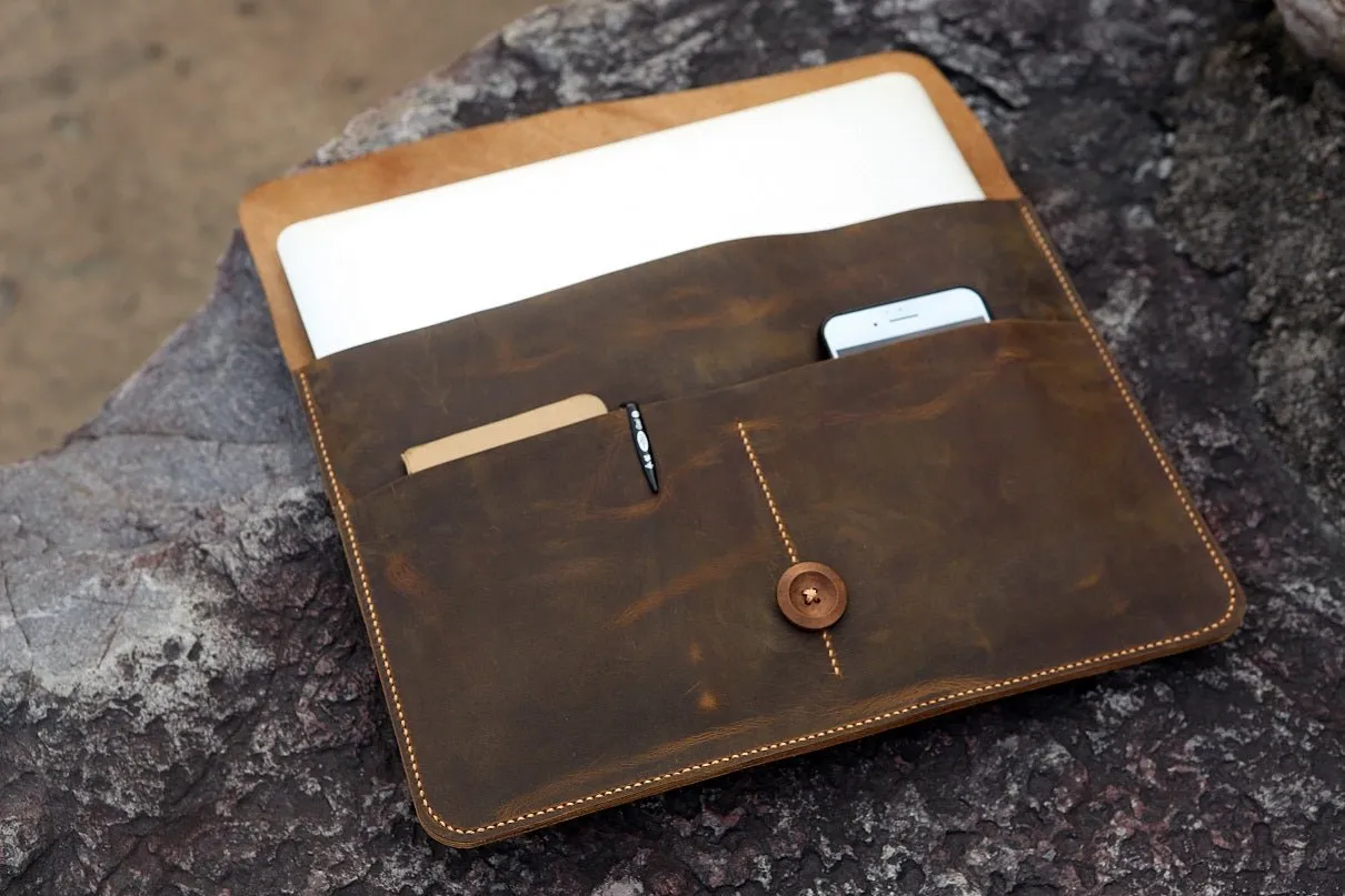 Distressed genuine leather macbook sleeve case