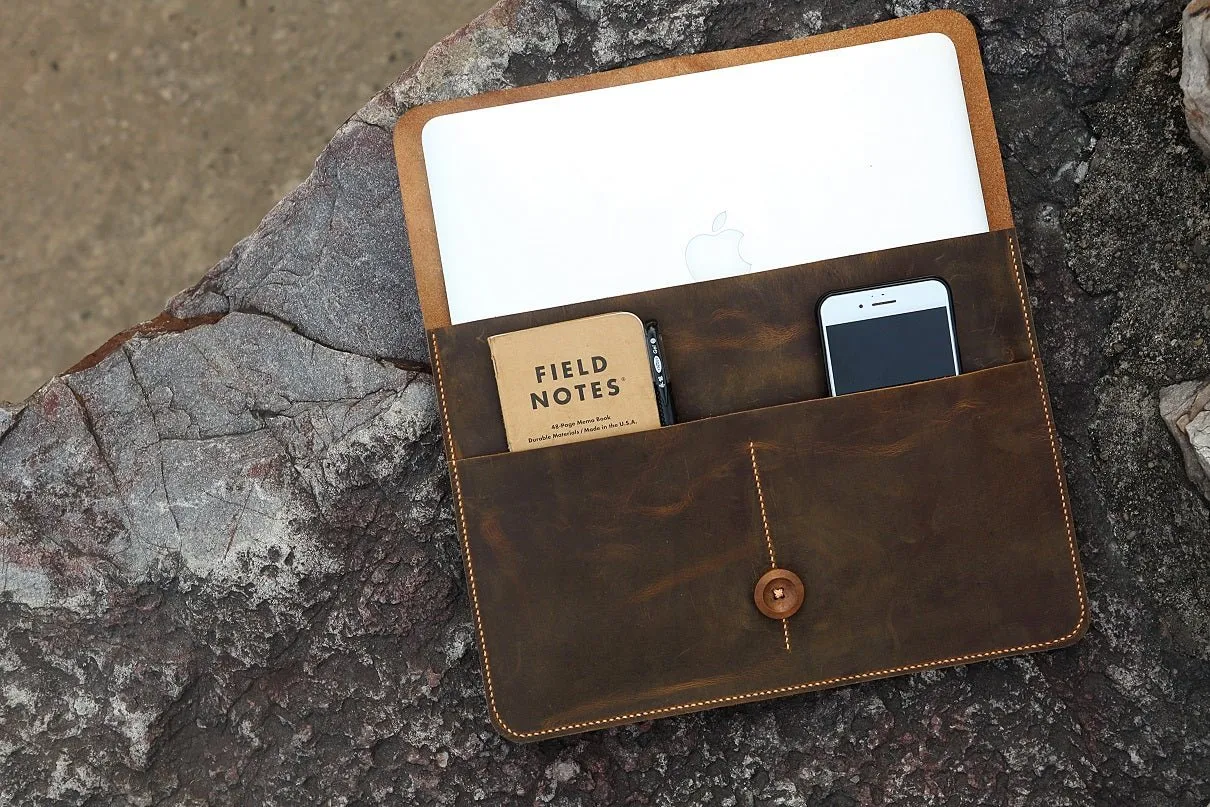 Distressed genuine leather macbook sleeve case