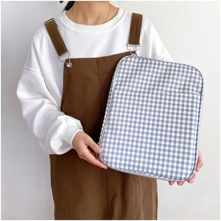 Gingham Tablet and Laptop Bag Cover Case