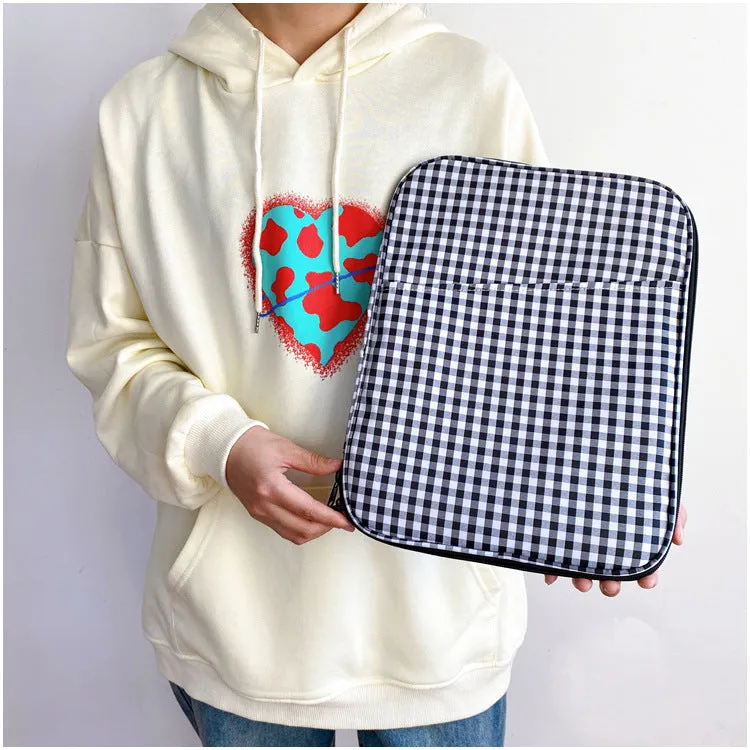 Gingham Tablet and Laptop Bag Cover Case