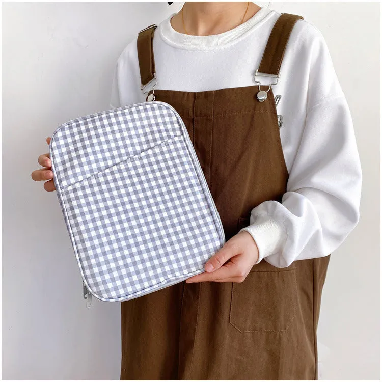 Gingham Tablet and Laptop Bag Cover Case