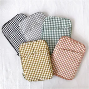 Gingham Tablet and Laptop Bag Cover Case