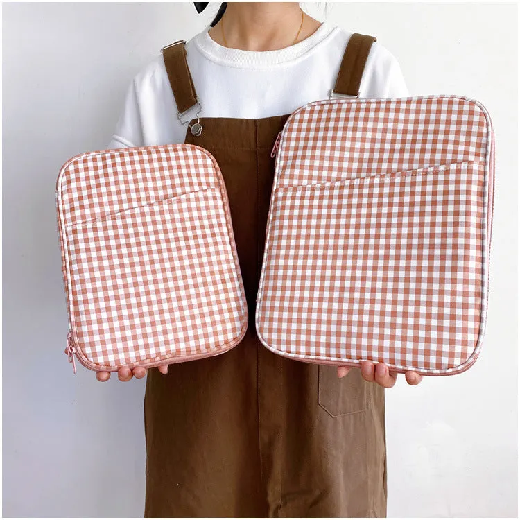 Gingham Tablet and Laptop Bag Cover Case