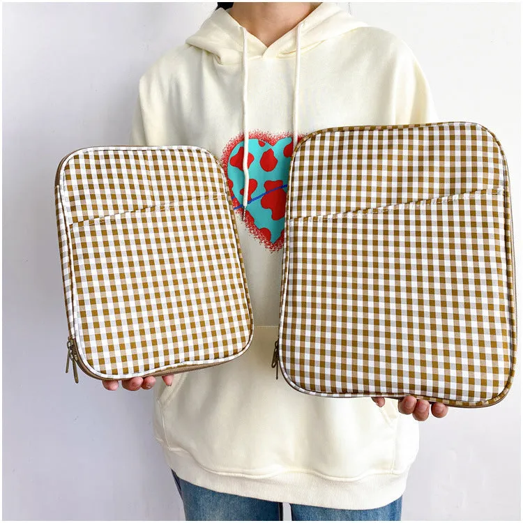 Gingham Tablet and Laptop Bag Cover Case