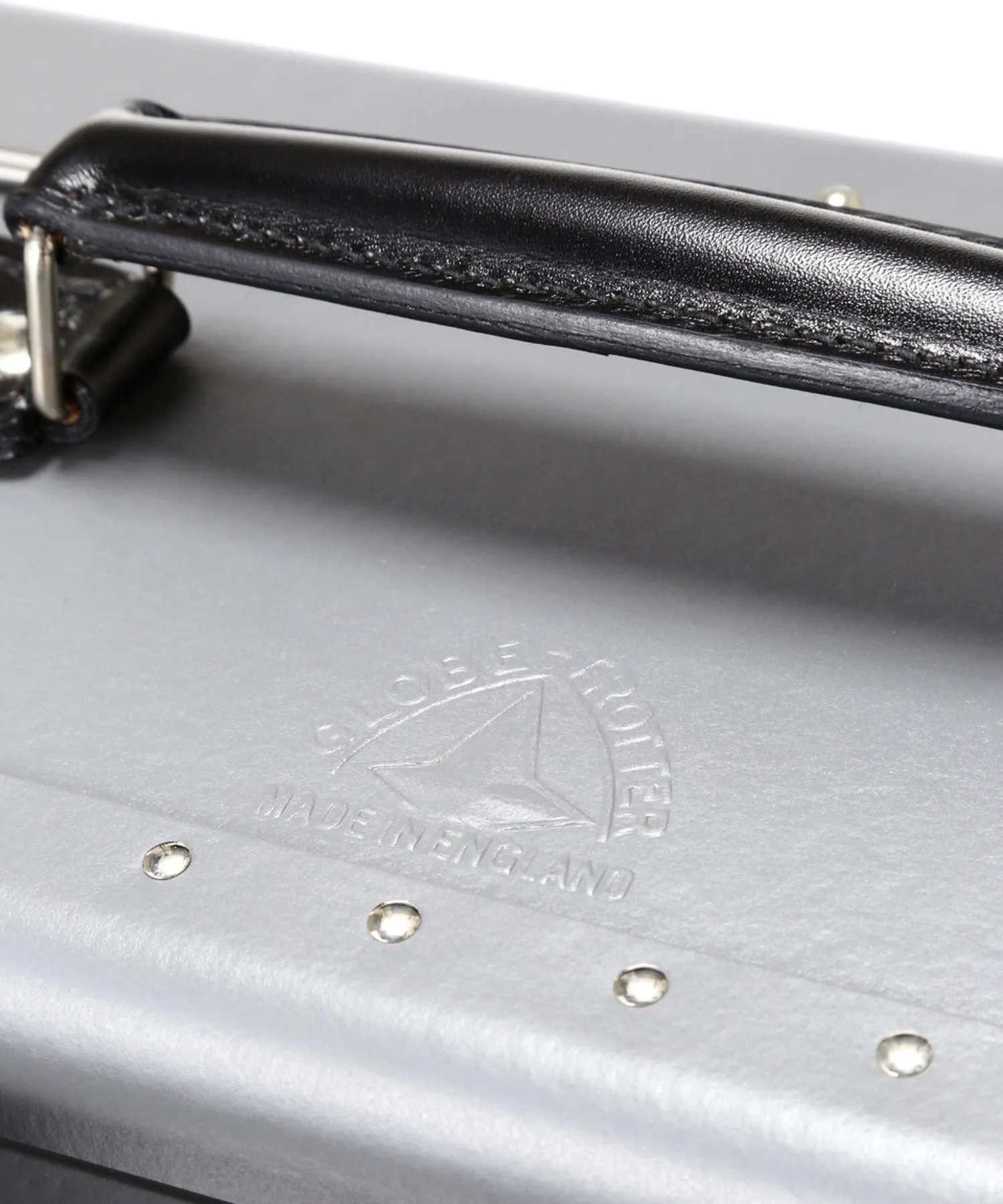 Globe-Trotter X Todd Snyder 21" Suitcase in Grey