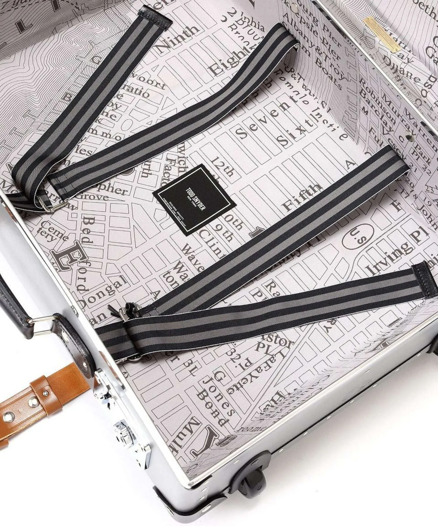 Globe-Trotter X Todd Snyder 21" Suitcase in Grey