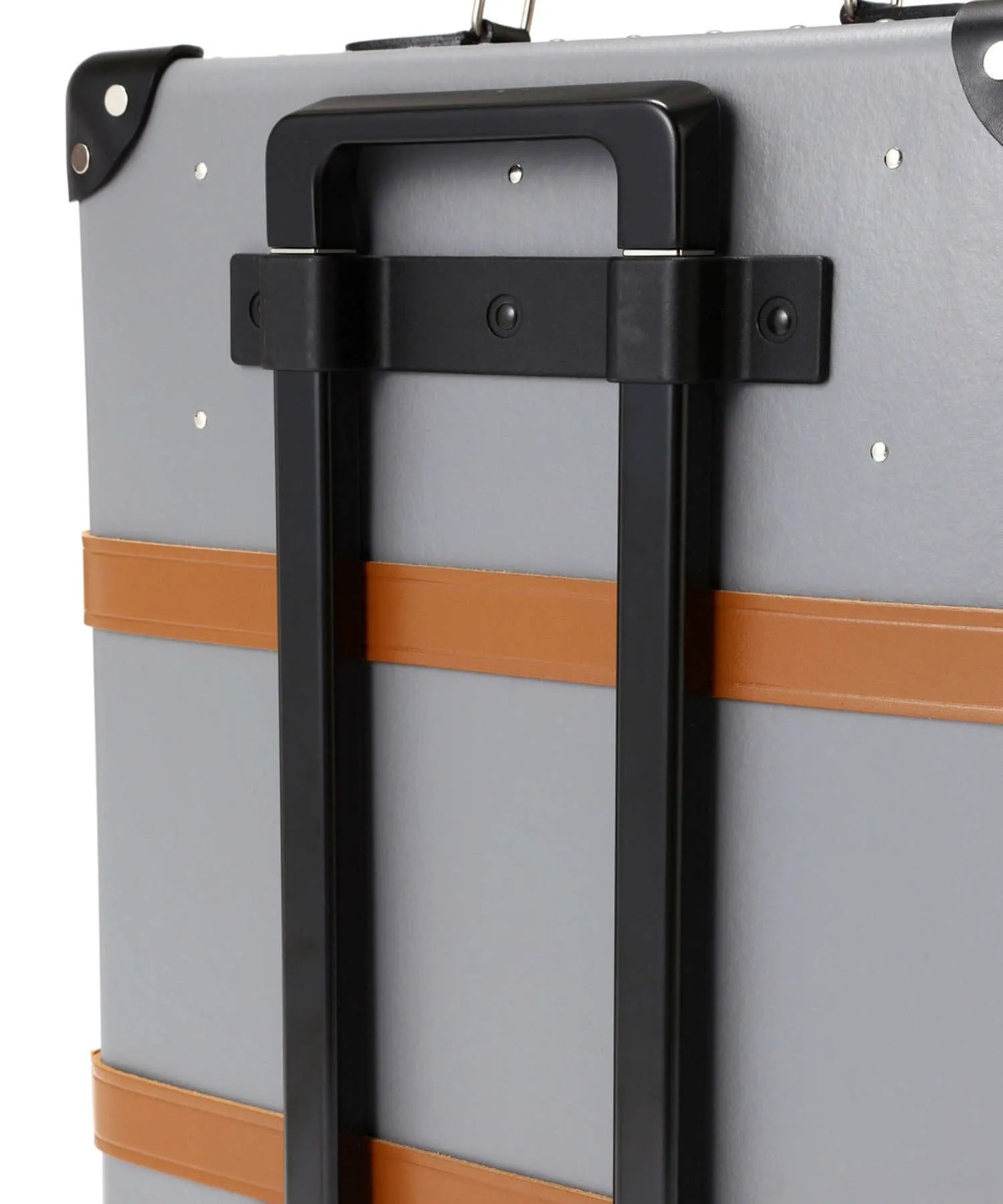 Globe-Trotter X Todd Snyder 21" Suitcase in Grey