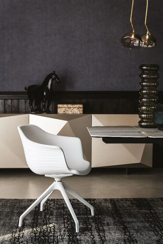 INDY Chair