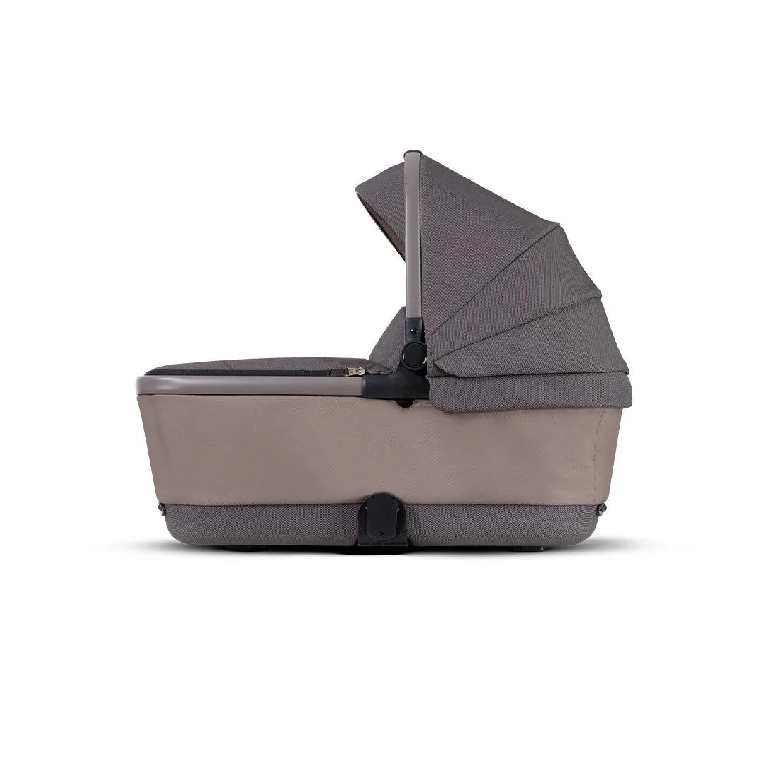 Silver Cross Reef First Bed Folding Carrycot - Earth