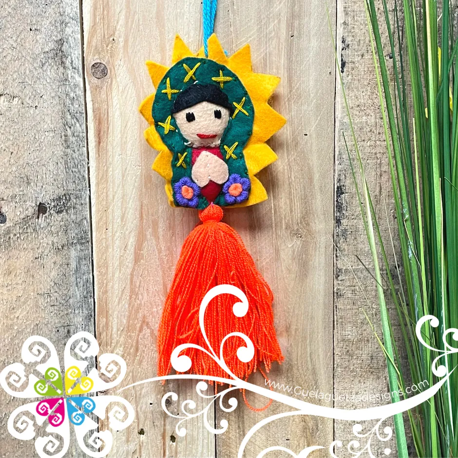 Virgen Pom Pom - Singles